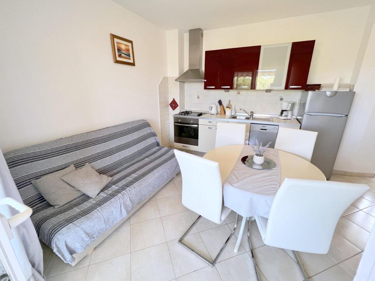 Miramar Apartments Banjol Zewnętrze zdjęcie