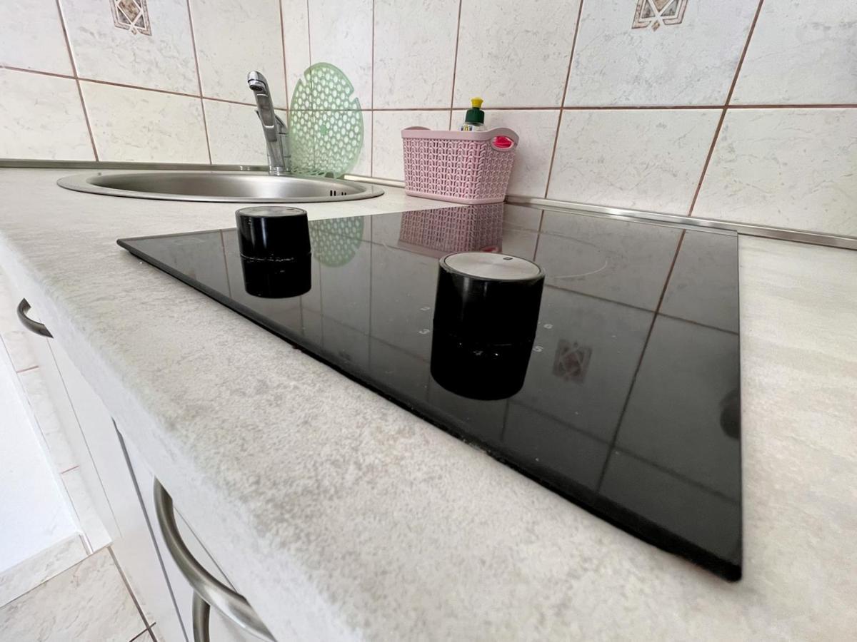 Miramar Apartments Banjol Zewnętrze zdjęcie