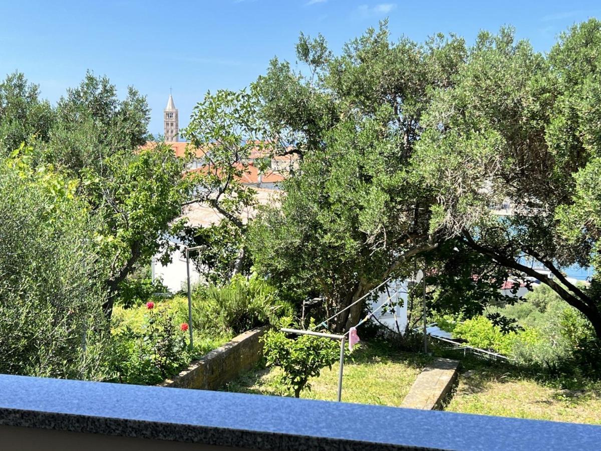 Miramar Apartments Banjol Zewnętrze zdjęcie